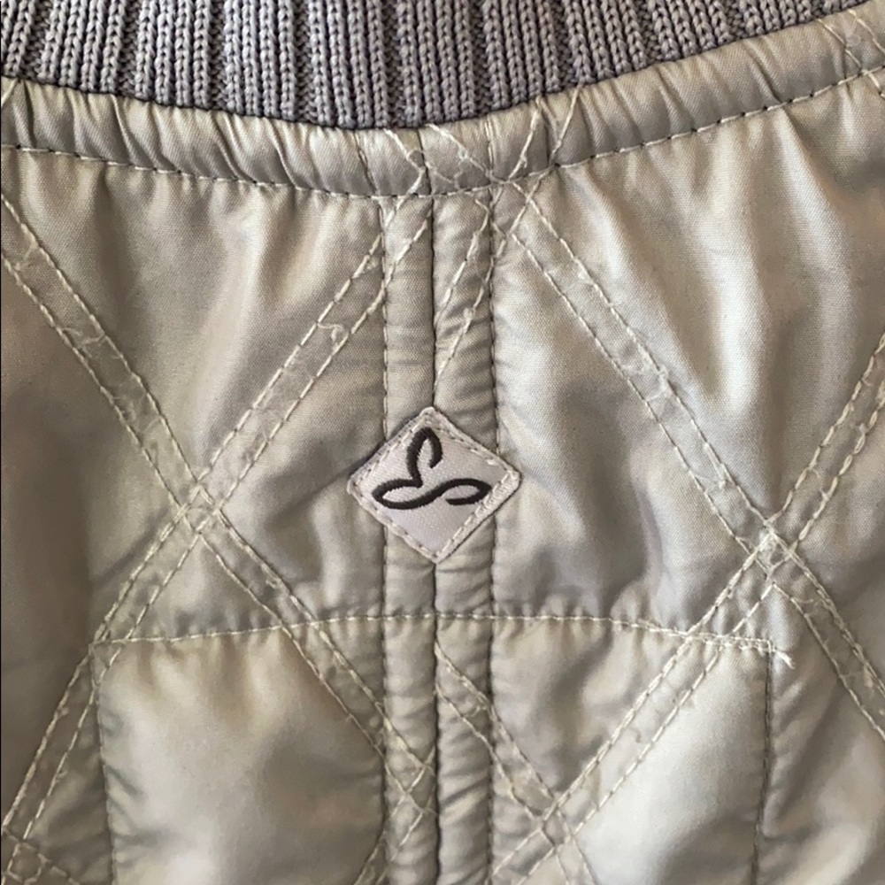 Prana Silver Diva Quilted Sherpa Lined Puffer Vest - Picture 5 of 7